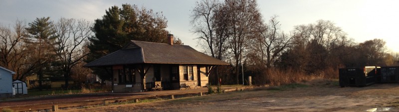 Queponco train station on the ViewTrail 100